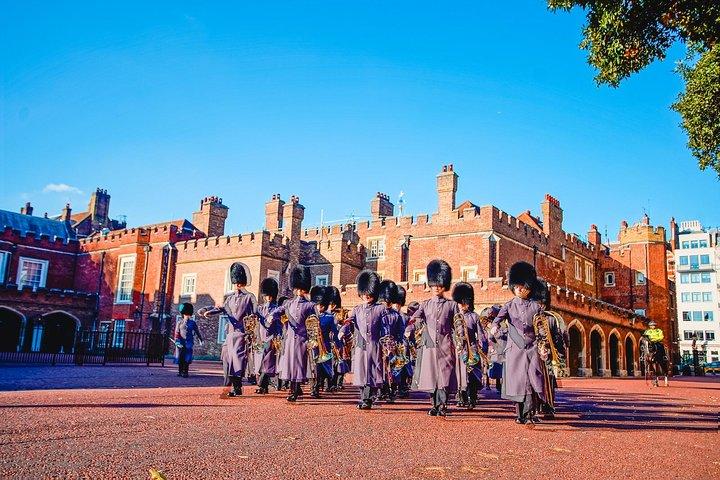 London's Palaces & Parliament Tour (See Over 20+ London Top Sights)