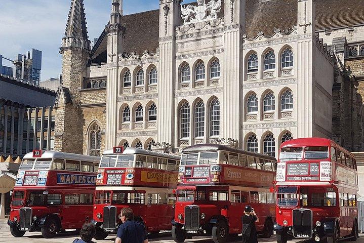 Immersive Treasure Hunt Adventure - City of London's Secrets