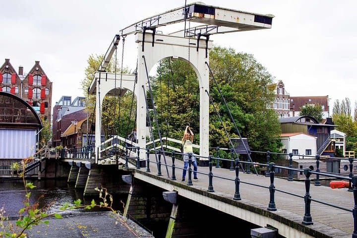 Private Amsterdam Bike Tour with a local guide (also for families)