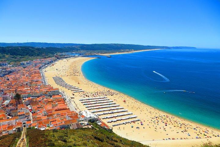 Private Transfer From / To Lisbon Airport x Nazaré