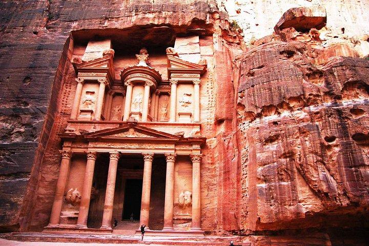 Petra Sightseeing day tour from Aqaba port