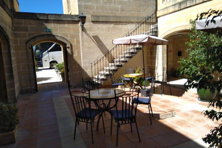 Malta Private tour: 5hr Mosta Dome, Mdina, Dingli Cliff's & Blue Grotto