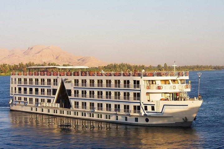 Book Nile cruise Standard 5 days 4 nights from Luxor to Aswan