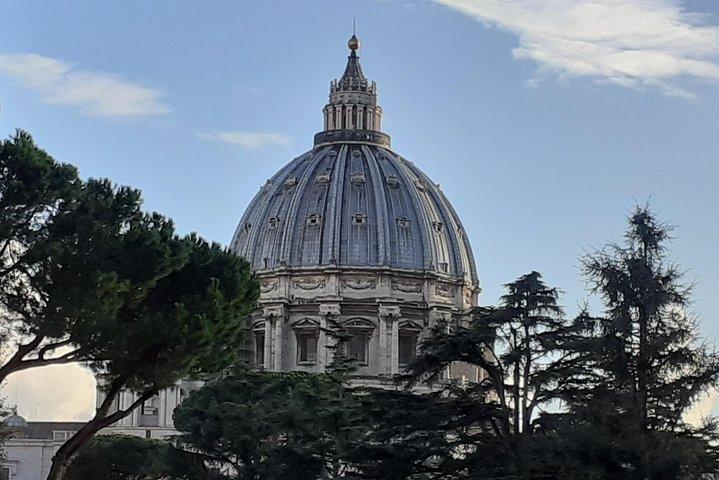Vatican City Tour: Museums, Sistine Chapel and Basilica.