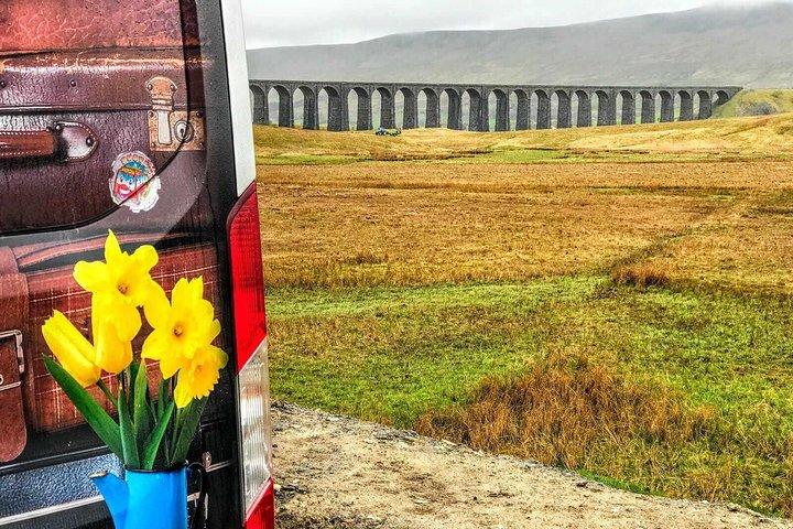 LIVERPOOL: Yorkshire Adventure - Sightseeing Day Trip Tour