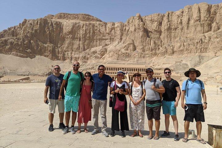 Sunrise Hot Air Balloon with Full Day Tour to the East and West Bank of Luxor