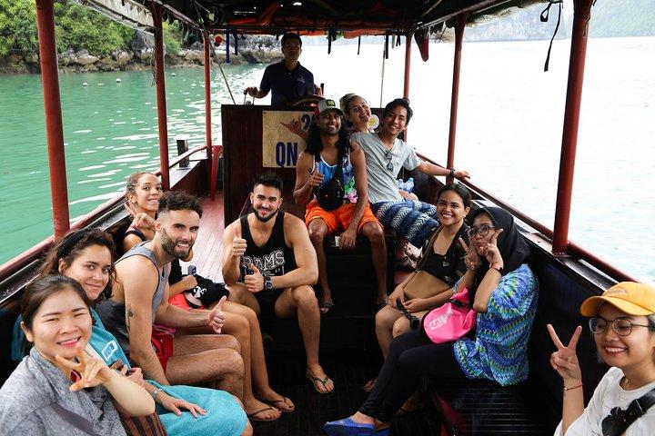 From Hanoi: 2D1N Ha Long Bay Deluxe Cruise with Bus Limousine