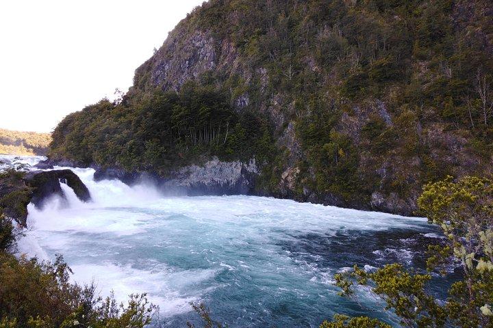 Private Day tour Petrohue Falls, Osorno Volcano & Puerto Varas