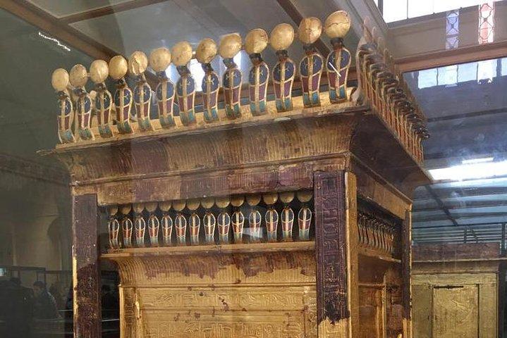 Private tour to The Egyptian Museum including Transportation and Lunch