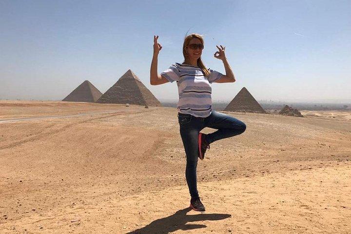 5 Hours private to Giza pyramids Sphinx and Citadel including Lunch