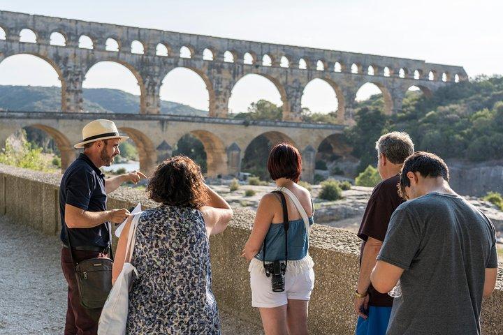 Provence Day Trip from Marseille : Baux, Pont du Gard, Avignon...