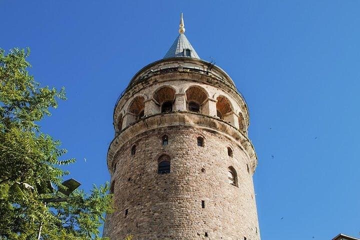 Istanbul Two Continents, Bosphorous, Spice Bazaar, Beylerbeyi Palace and Camlica Hill