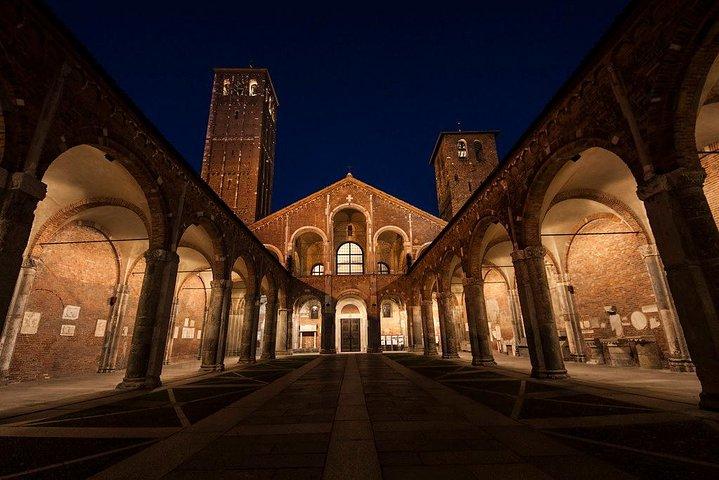 Milan by night private guided tour, by car