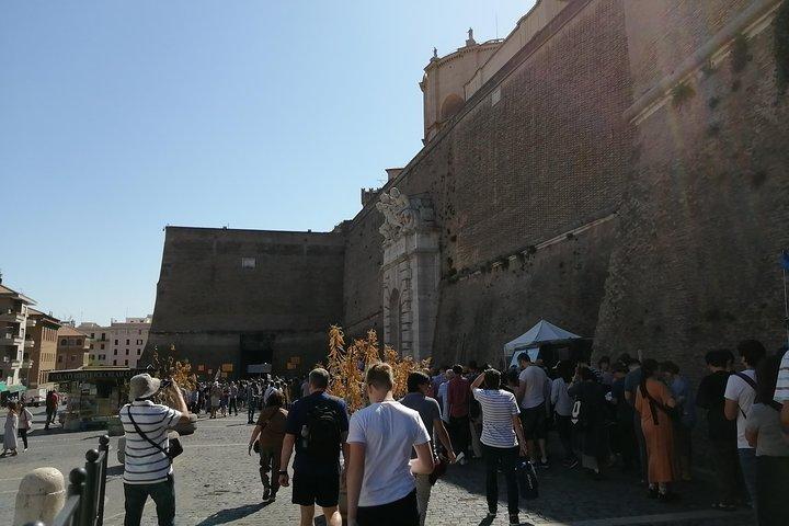 Skip-The-Line Tour: Vatican Museum & Sistine Chapel
