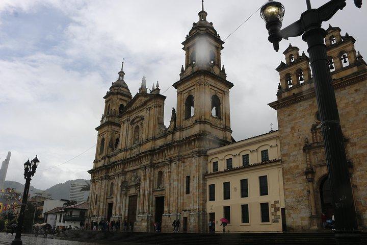 La Candelaria Bogotá Private City Tour 3H with Transportation
