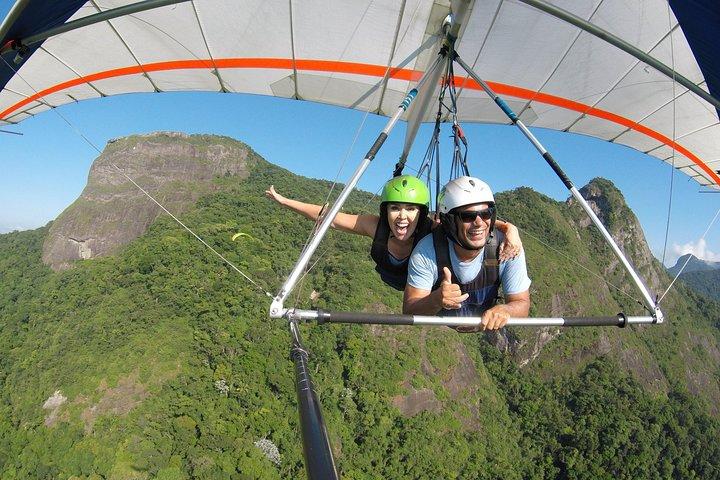 Experience Parapente or Asa-Delta in Rio de Janeiro COM video