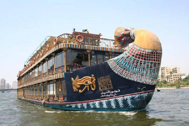 Cairo Nile Dinner Cruise with Open Buffet & Live Entertainment