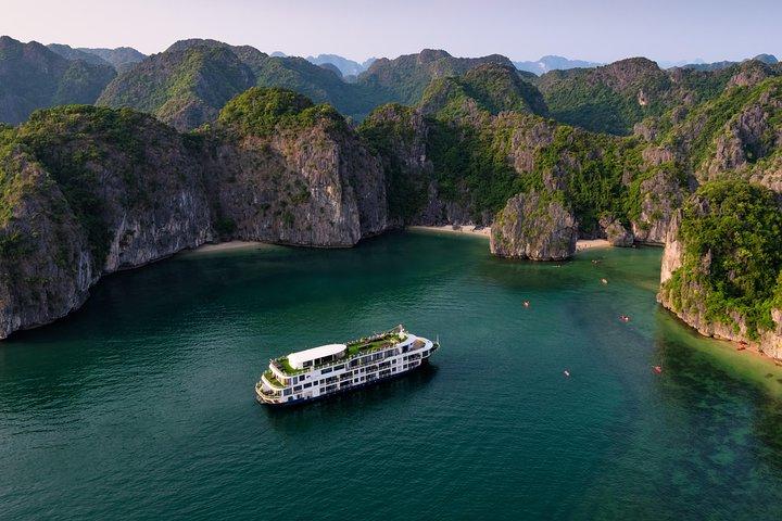 Mon Chéri Cruise 5 star: Unique 2 Days Tuan Chau - Halong bay - Lan Ha Bay