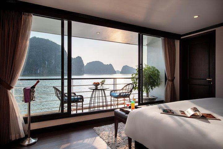 Mon Chéri Cruise 5 star: Unique 2 Days Tuan Chau - Halong bay - Lan Ha Bay