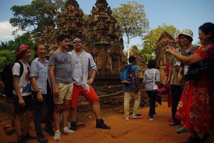 Full-Day Banteay Srei & 4 Temples Join-in Tour