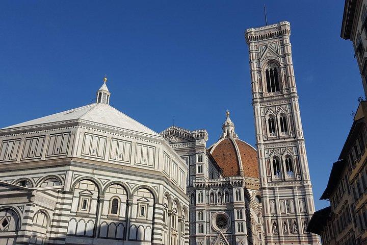 Private All-inclusive Heart of Florence Walking Tour with Accademia and Uffizi