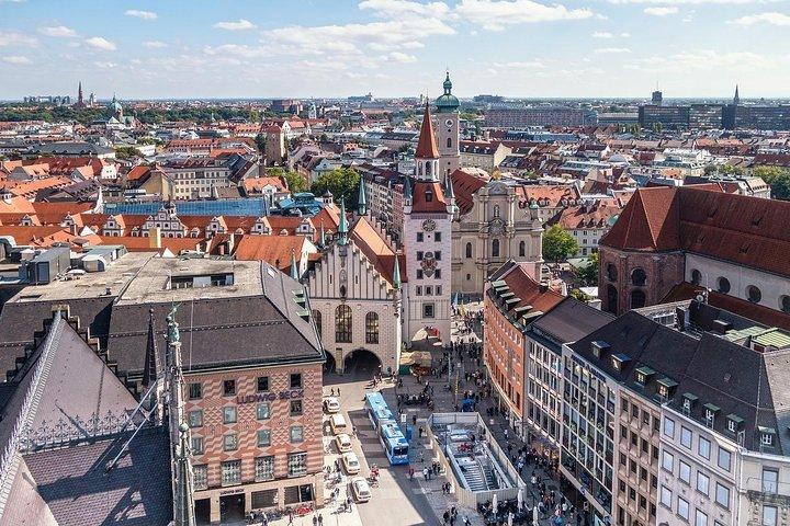 From Vienna to Munich, 2h of Sightseeing, Private Transfer
