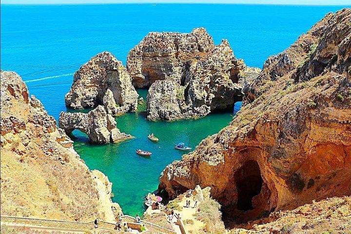 Algarve Private Tour: Sagres and Benagil from Lisbon