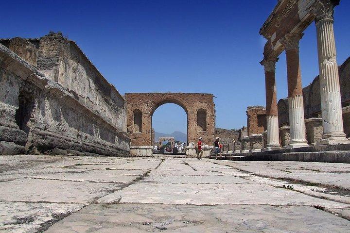 Full-Day Pompeii and Amalfi Coast from Rome