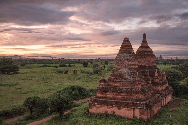 Yangon by Night: Burmese Market Tour
