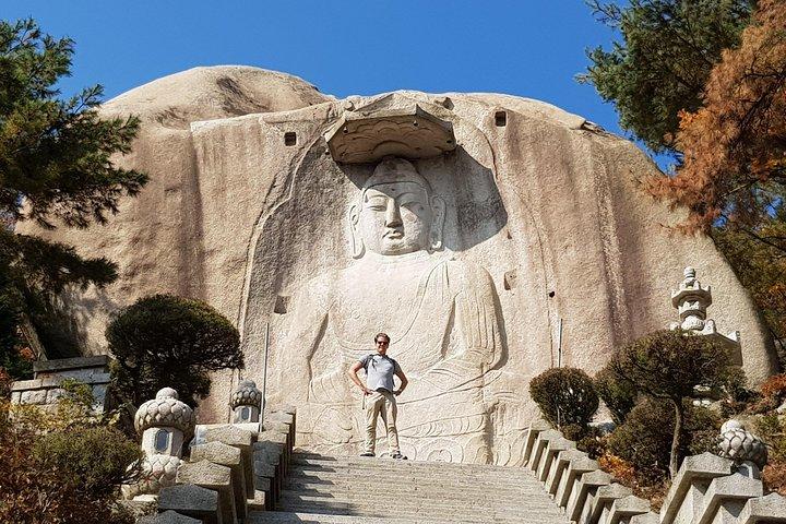 Hike at Mt. Bukhansan National Park with professional Guide(including Lunch)