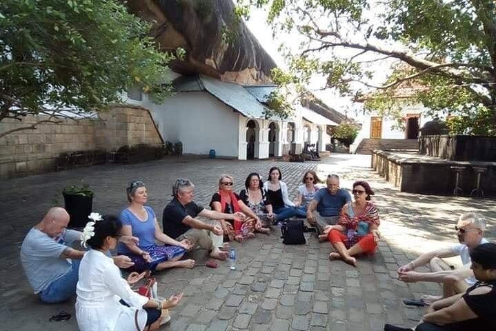kandy to mirissa drop and pickup with botanical gardens