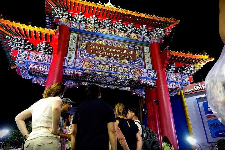 PRIVATE - STEET FOOD TOUR CHINA TOWN incl. food and drinks