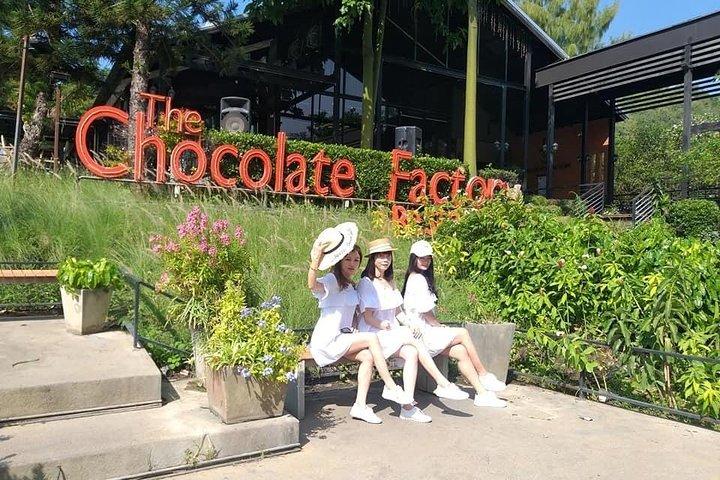 Khao Yai One Day tour 4-5 Persons