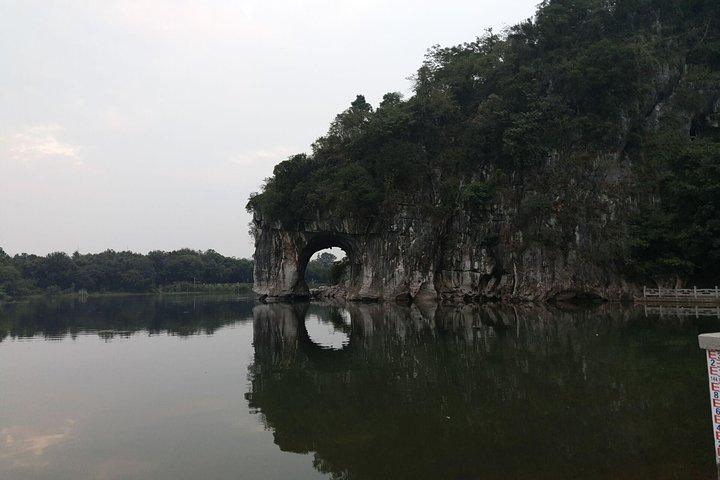 Half-Day Guilin City Tour: Reed Flute Cave and Elephant hill