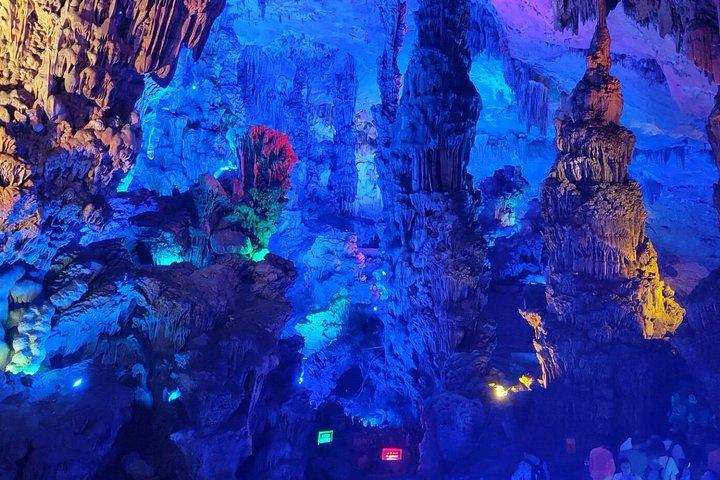 Half-Day Guilin City Tour: Reed Flute Cave and Elephant hill