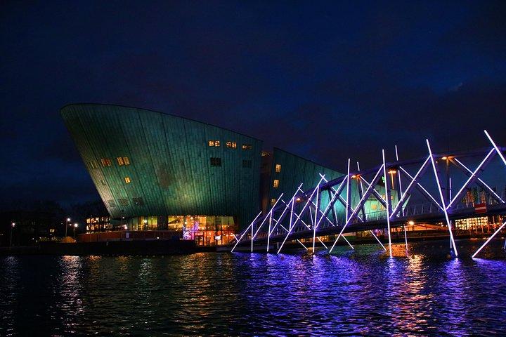 Amsterdam: Light Festival Cruise with Unlimited Drinks Option