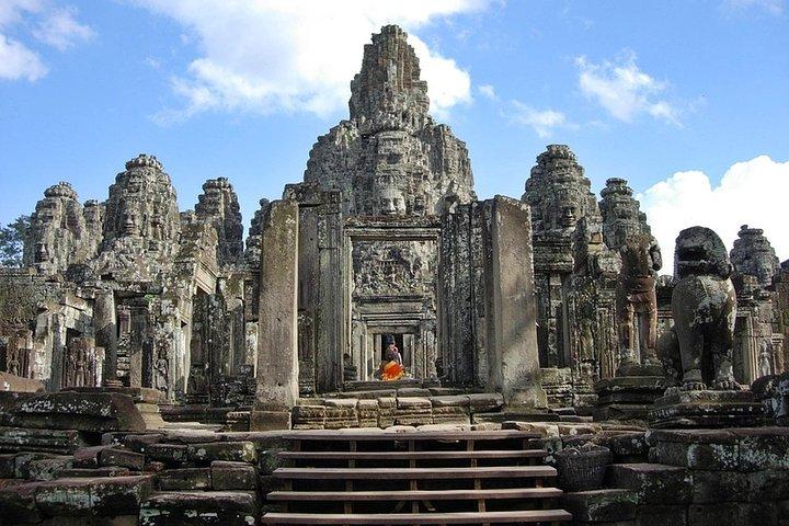 Stunning Memoires of an Angkor Era