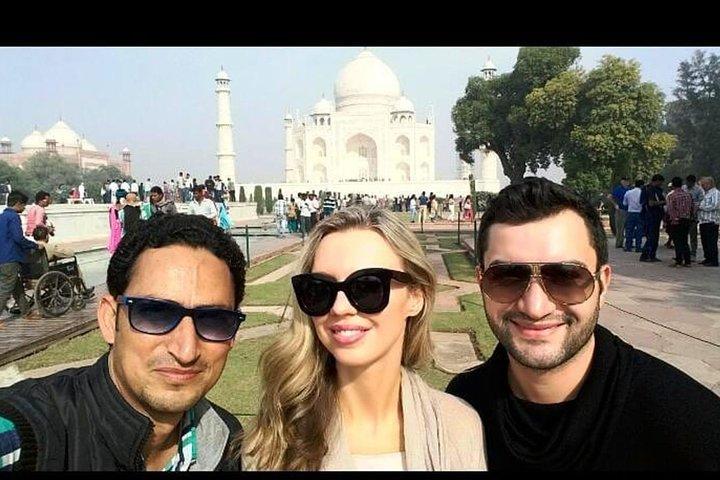 Taj Mahal & Agra Fort Half-Day Private Tour