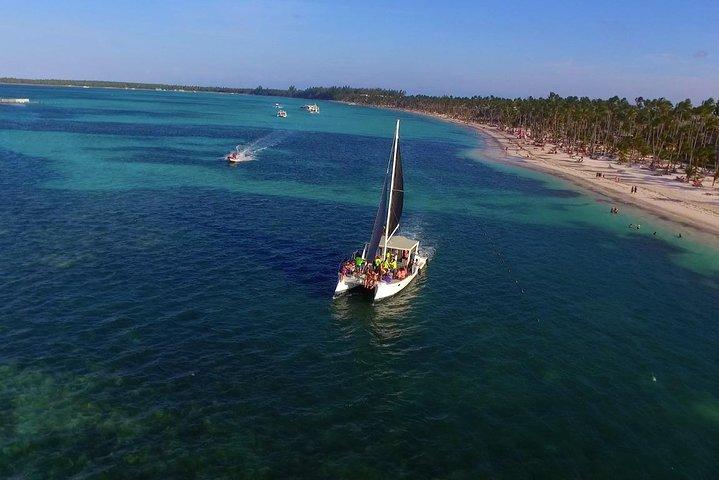 Snorkeling Catamaran / Natural Pool