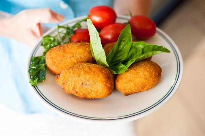 Sorrento Food Tours Limoncello Factory & Lemon Grove 12+Tastings