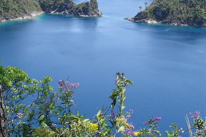 Montebello clear lakes & Chiflon Waterfalls from San Cristobal