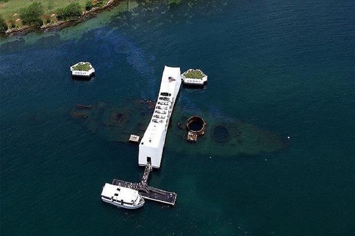 Arizona Memorial Pearl Harbor & Honolulu City Tour from Waikiki