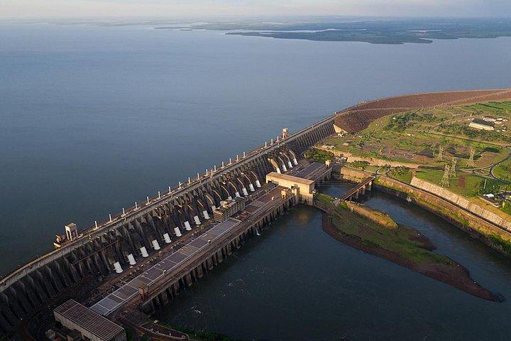 Brazilian Side of Iguassu Falls and Itaipu Dam Full-Day Sightseeing Tour from Puerto Iguazú