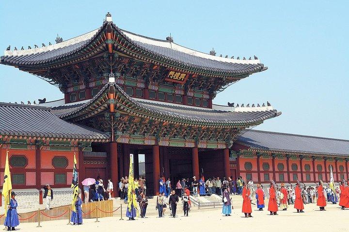 Private transport for 1 day Seoul tour