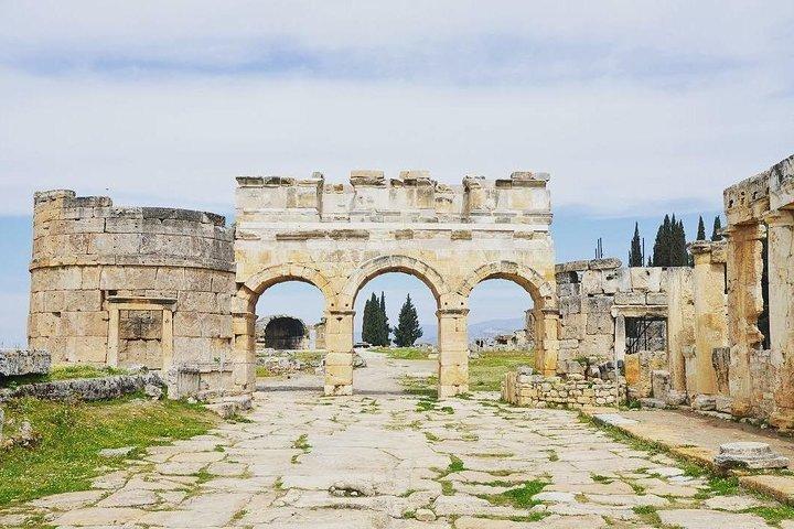 Daily Pamukkale Tour with Pick up from Denizli Bus station