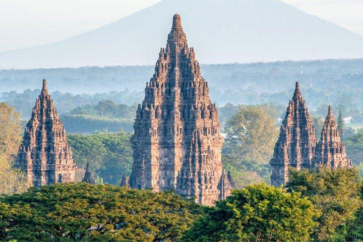3-Hour Prambanan Temple Guided Tour All Inclusive