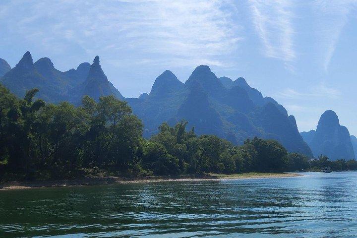 Guilin Yangshuo Day tour from Nanning by Round Way Bullet Train