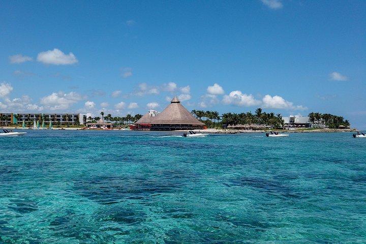 Speedboat and snorkel tour: Single Passenger Boat