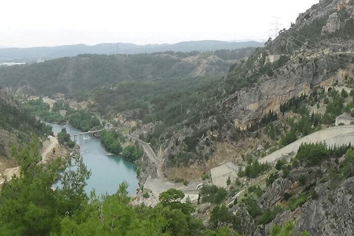 Mix. Tour (Jeep Safari and Boat Tour in Green Lake with Lunch)