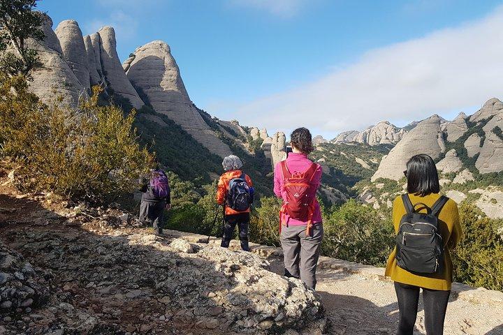 Montserrat Nature Hike Tour with Monastery and Museum
